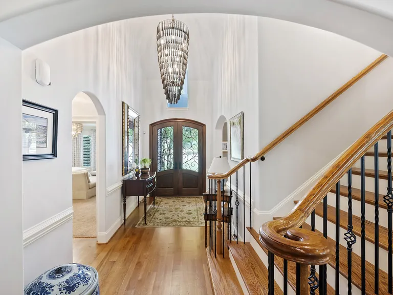 New York City Real Estate | View 2414 Island Lake Drive | Foyer | View 5