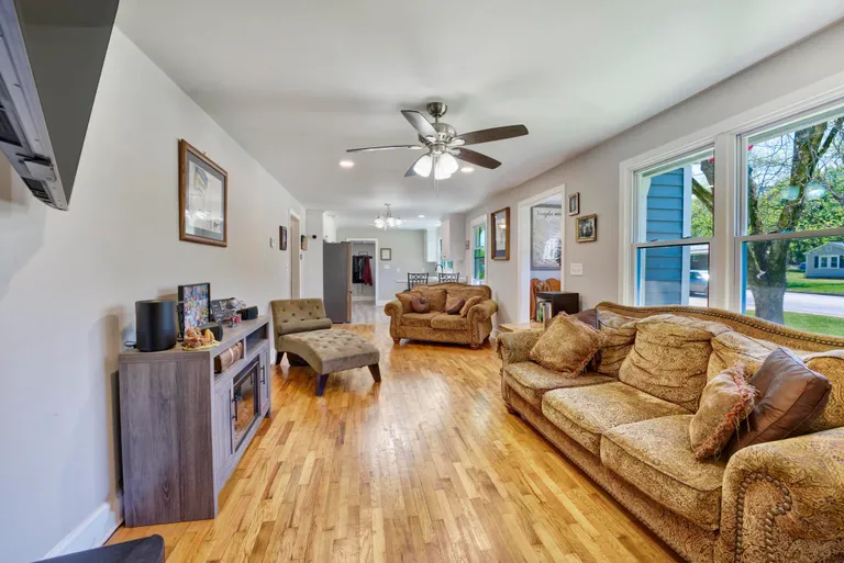 New York City Real Estate | View 556 W Howell St. | f | View 6