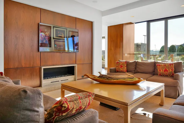 New York City Real Estate | View 1212 Laurel St, 1310 | room 20 | View 21