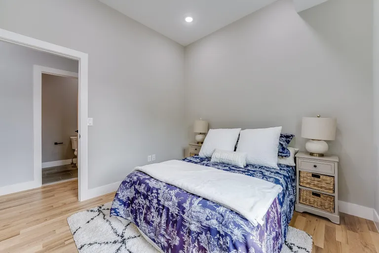 New York City Real Estate | View 43 Gardner Ave Unit# 2A | room 15 | View 16