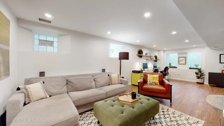 New York City Real Estate | View 1504 W Cortez, 1 | room 24 | View 25