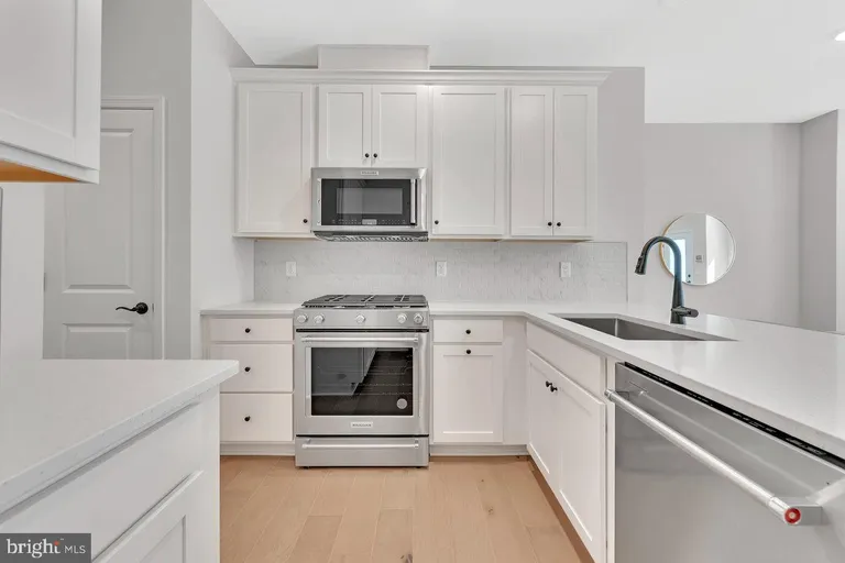 Central NJ/Bucks County, PA Real Estate | View 710 Parker Boulevard | room 6 | View 7