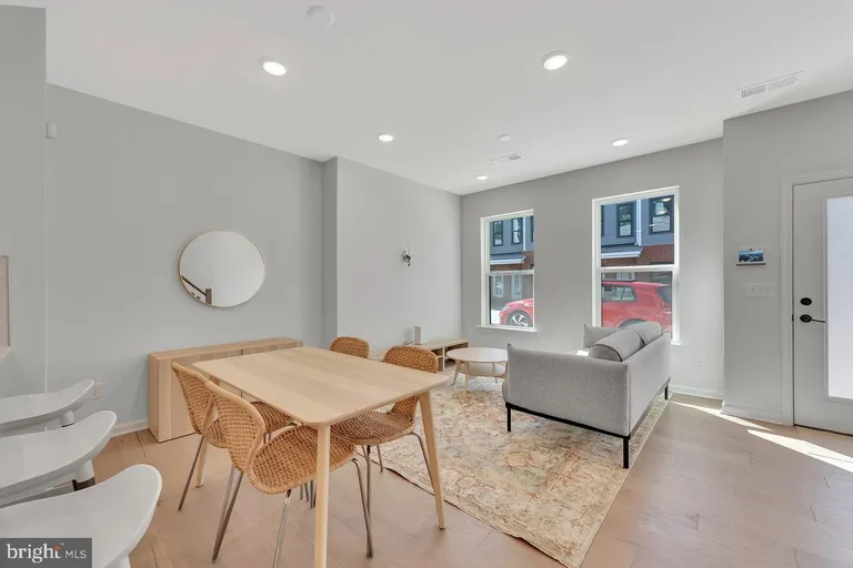 Central NJ/Bucks County, PA Real Estate | View 710 Parker Boulevard | room 3 | View 4