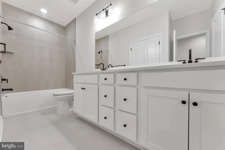 Central NJ/Bucks County, PA Real Estate | View 710 Parker Boulevard | room 11 | View 12
