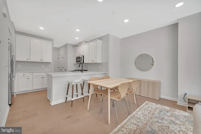 Central NJ/Bucks County, PA Real Estate | View 710 Parker Boulevard | room 5 | View 6