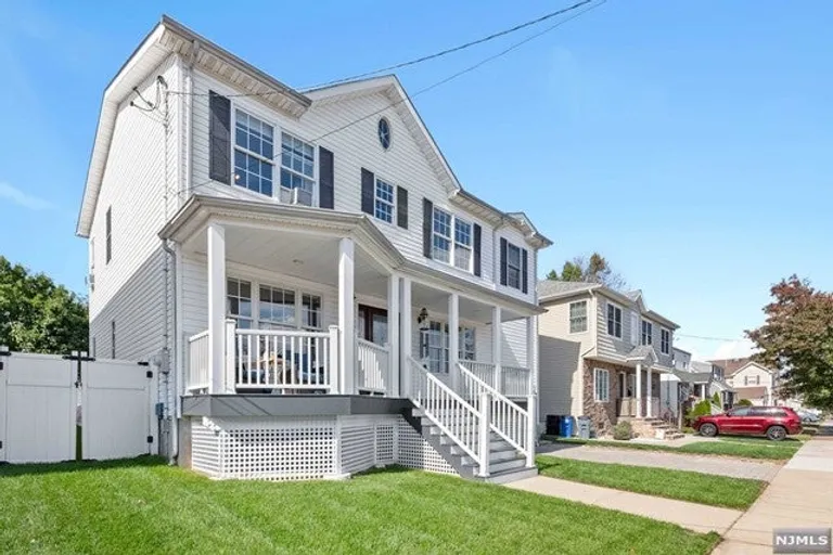 689 3rd Street, Secaucus, NJ 07094 Property for sale