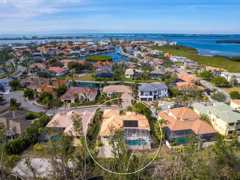 Sarasota/St. Petersburg Real Estate | View 12317 Baypointe Terrace | room 1 | View 2