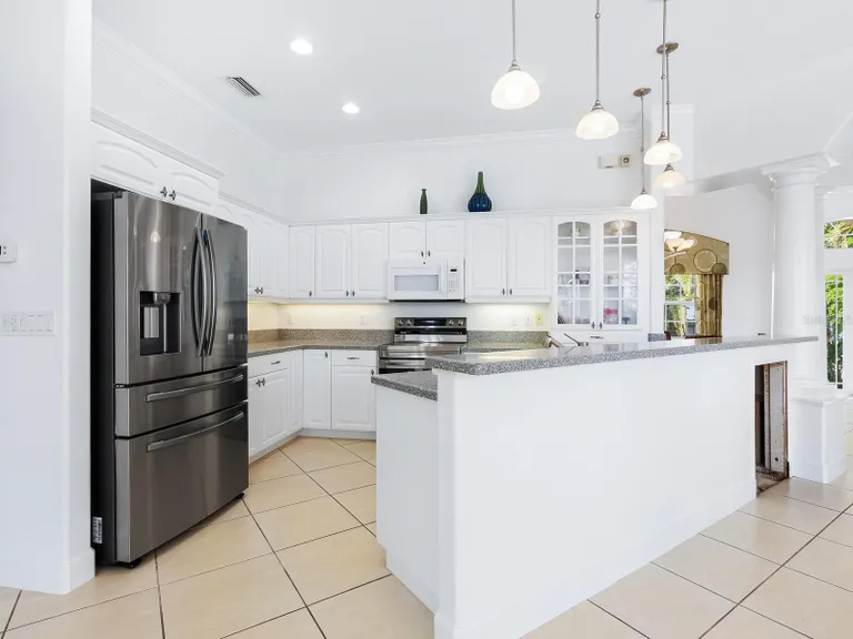 Sarasota/St. Petersburg Real Estate | View 12317 Baypointe Terrace | room 13 | View 14