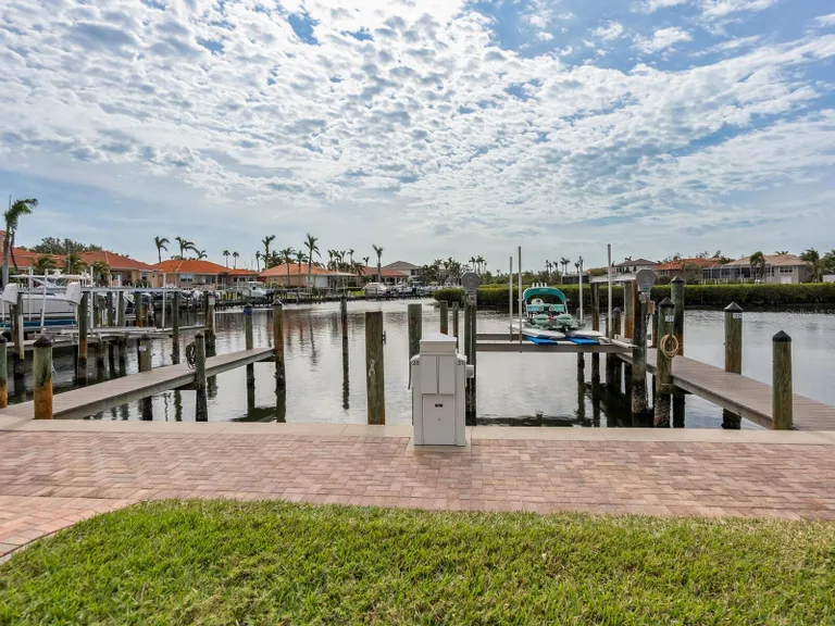 Sarasota/St. Petersburg Real Estate | View 12317 Baypointe Terrace | room 38 | View 39