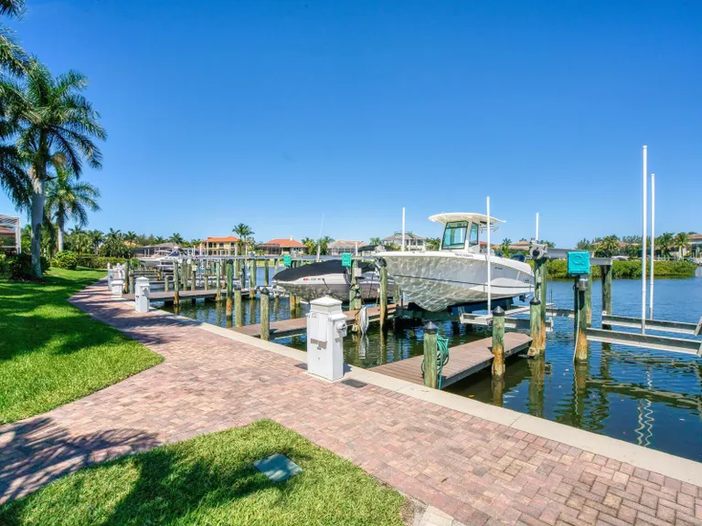 Sarasota/St. Petersburg Real Estate | View 12317 Baypointe Terrace | room 37 | View 38