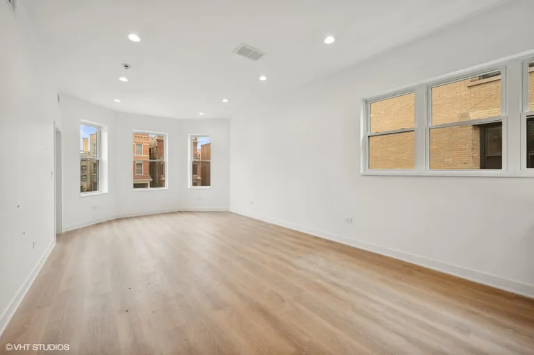 New York City Real Estate | View 2619 N Kimball, 2F | room 9 | View 10