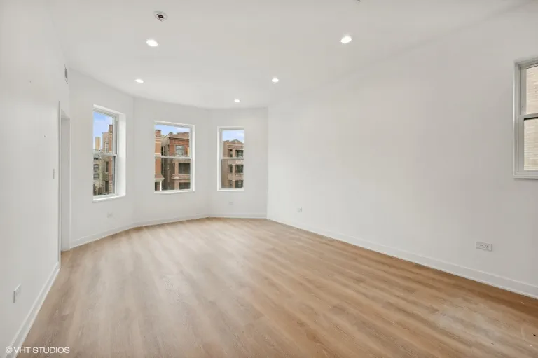 New York City Real Estate | View 2619 N Kimball, 2F | room 8 | View 9