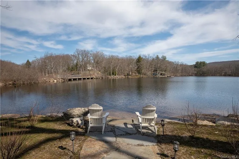 New York City Real Estate | View 24 Beaver Pond Road | room 16 | View 17