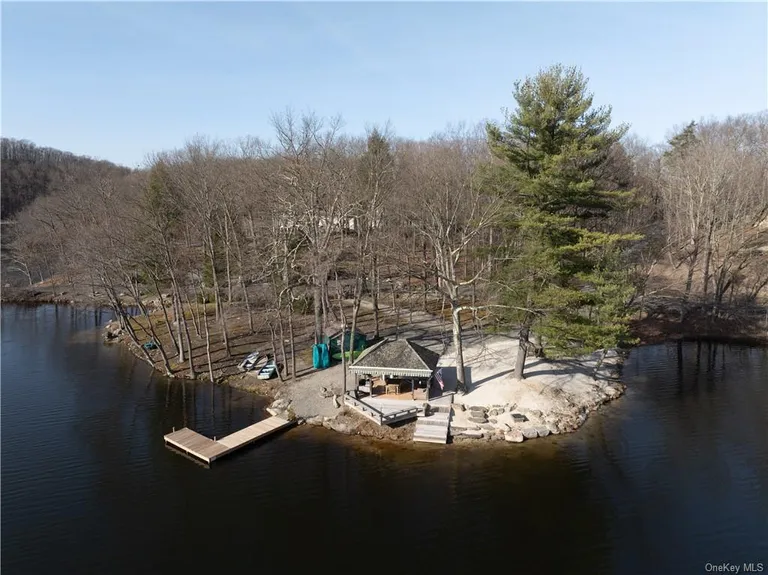 New York City Real Estate | View 24 Beaver Pond Road | Communal Beach | View 13
