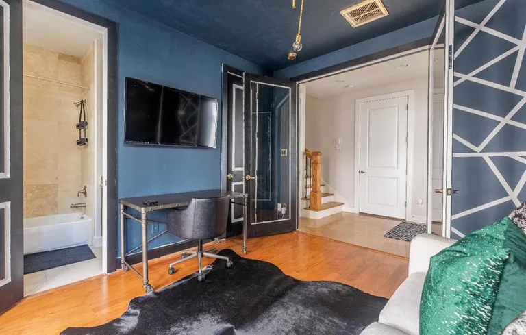 New York City Real Estate | View 2518 Chenevert Street | room 22 | View 23