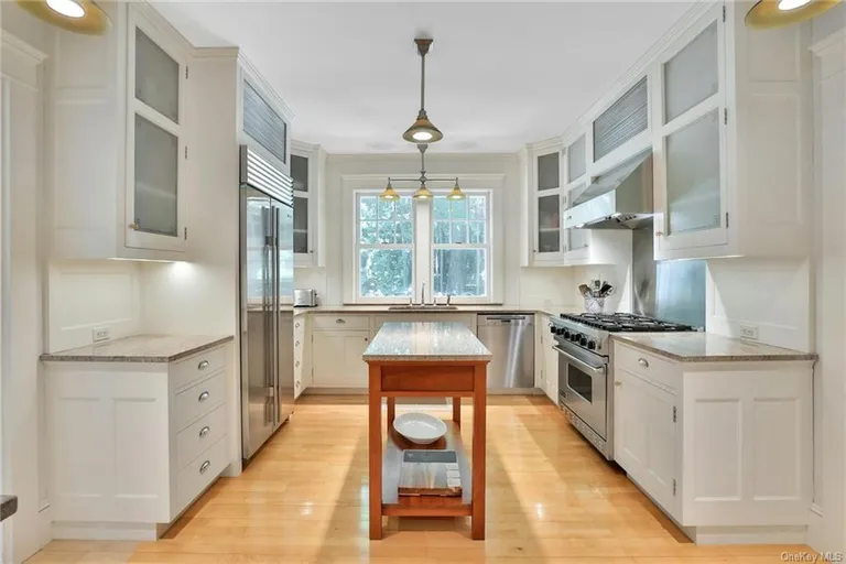 Rockland/Orange/NJ Real Estate | View 112 &114 Camp Hill Road | room 8 | View 9