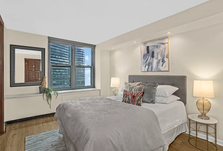 New York City Real Estate | View 400 E Randolph, 3129 | room 11 | View 12