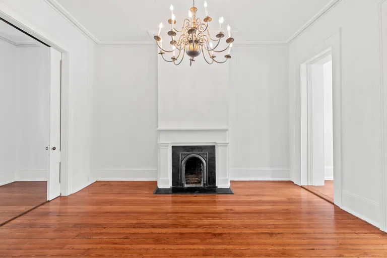 New York City Real Estate | View 117 West Gaston Street | room 8 | View 9