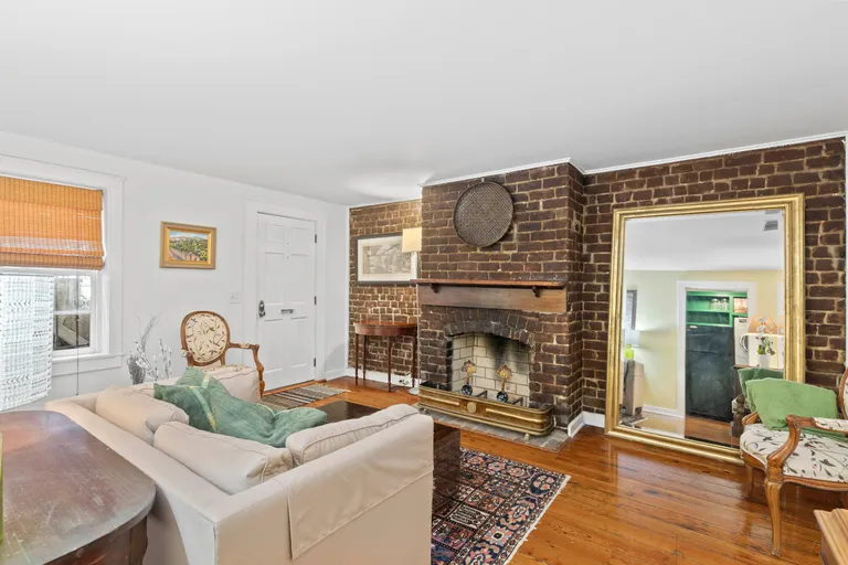 New York City Real Estate | View 117 West Gaston Street | room 24 | View 25