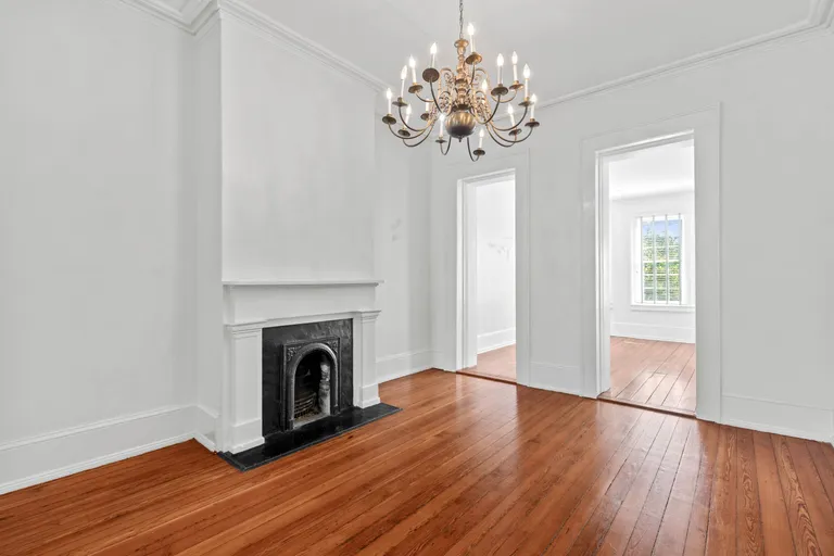 New York City Real Estate | View 117 West Gaston Street | room 6 | View 7