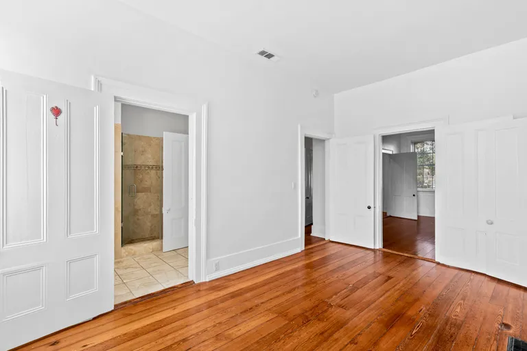 New York City Real Estate | View 117 West Gaston Street | room 16 | View 17