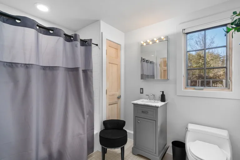 New York City Real Estate | View 15-17 Broadview Road | room 23 | View 24