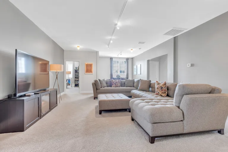 New York City Real Estate | View 1218 Boxthorn Dr | room 16 | View 17