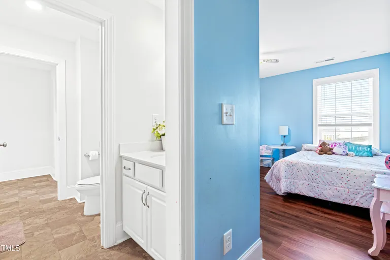 Raleigh, NC Real Estate | View 2928 Thurman Dairy | room 36 | View 37