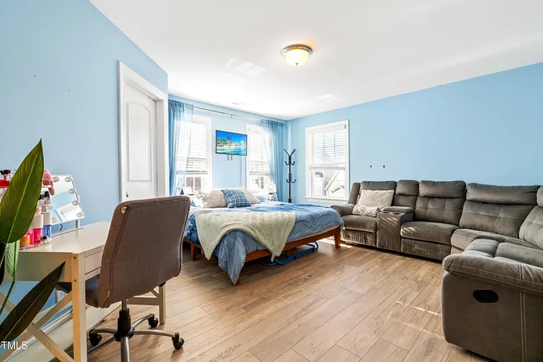Raleigh, NC Real Estate | View 2928 Thurman Dairy | room 39 | View 40