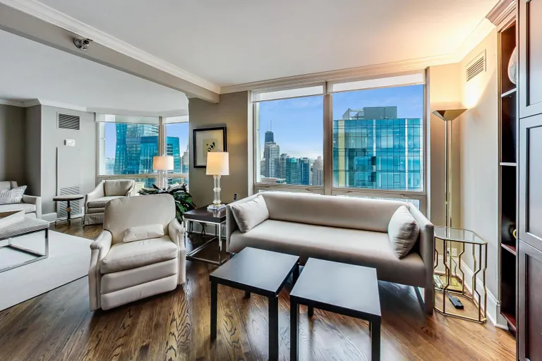 New York City Real Estate | View 195 N Harbor, 5401 | room 7 | View 8