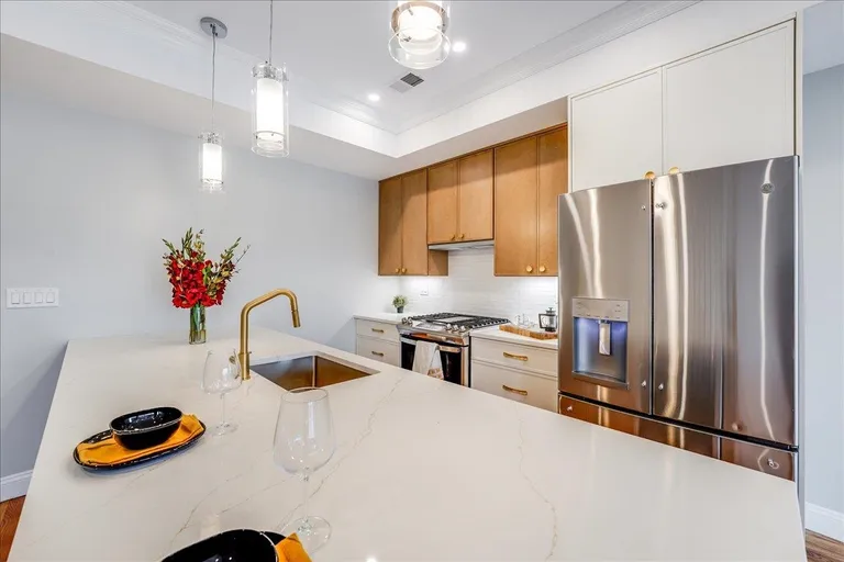 New York City Real Estate | View 234 South St Unit# 2 | 3 Beds, 2 Baths | View 1