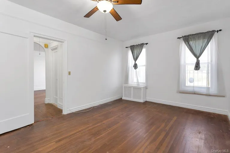 New York City Real Estate | View 1468 Midland Avenue #3H | room 19 | View 20