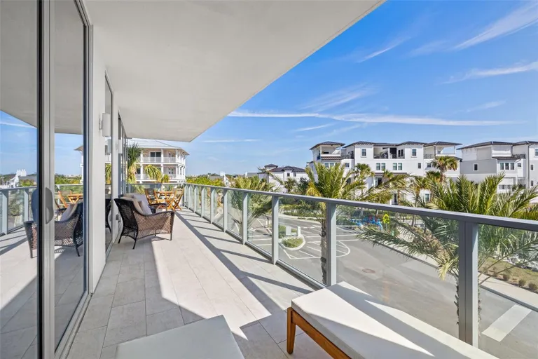 Sarasota/St. Petersburg Real Estate | View 5120 Marina Way #2205 | room 24 | View 25