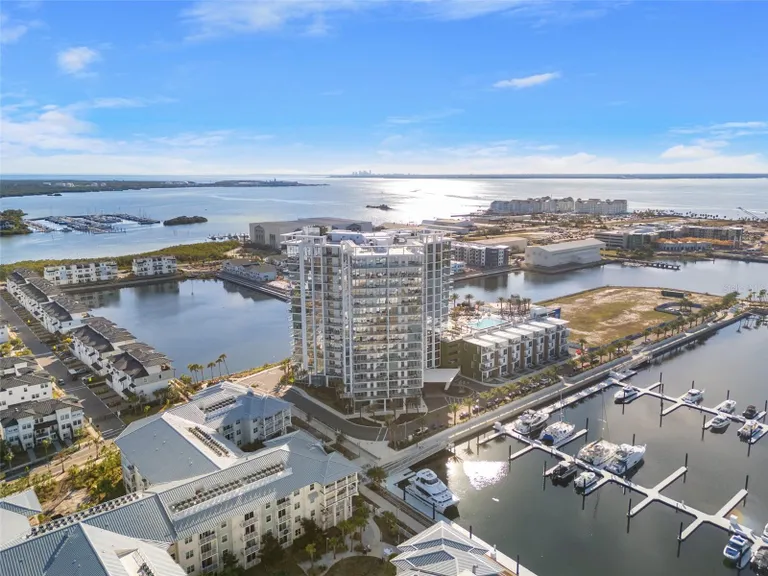 Sarasota/St. Petersburg Real Estate | View 5120 Marina Way #2205 | room 1 | View 2