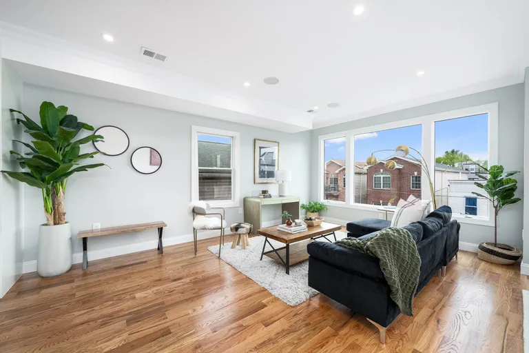 New York City Real Estate | View 234 South St Unit# 1 | room 4 | View 5