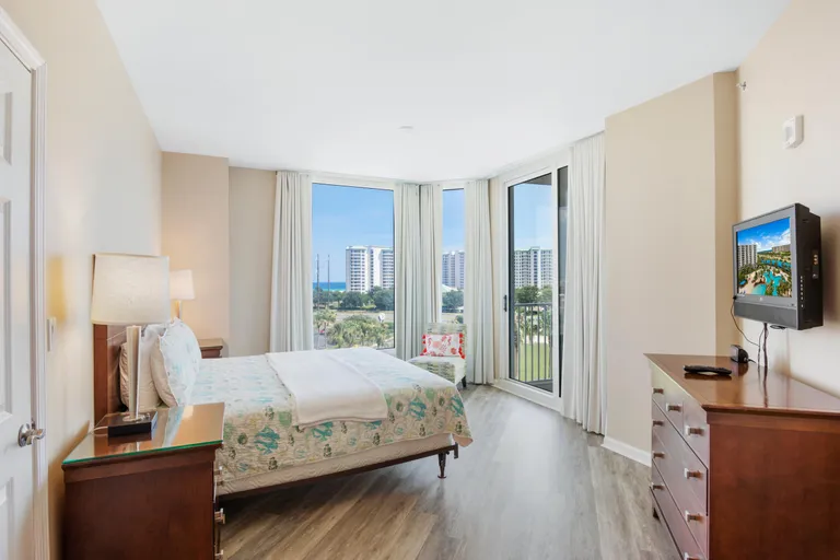 New York City Real Estate | View 4203 Indian Bayou Trail UNIT 1517 | room 15 | View 16