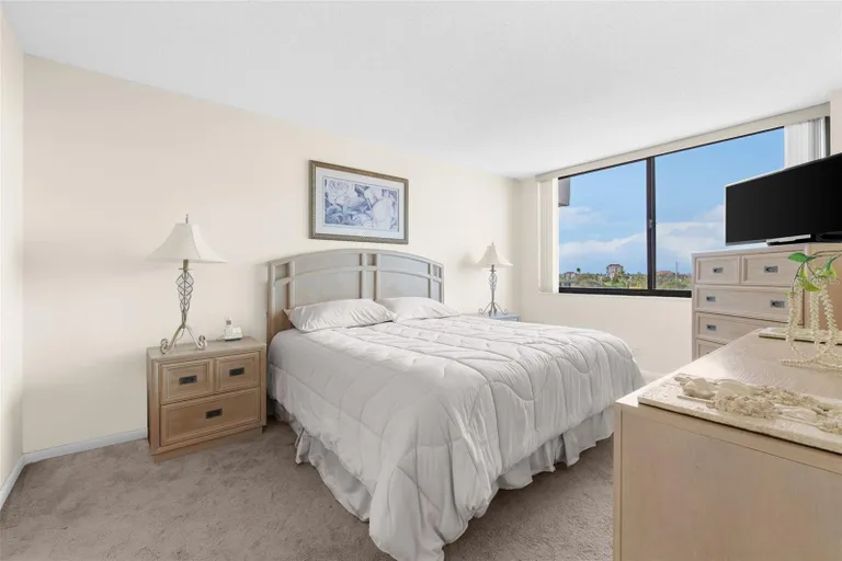 New York City Real Estate | View 6218 Palma Del Mar Boulevard S #606 | room 14 | View 15