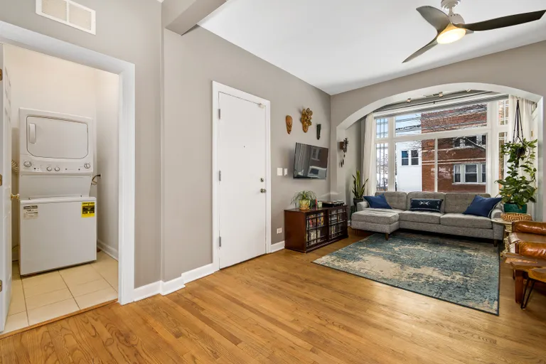 New York City Real Estate | View 3843 W Altgeld, 1 | room 8 | View 9