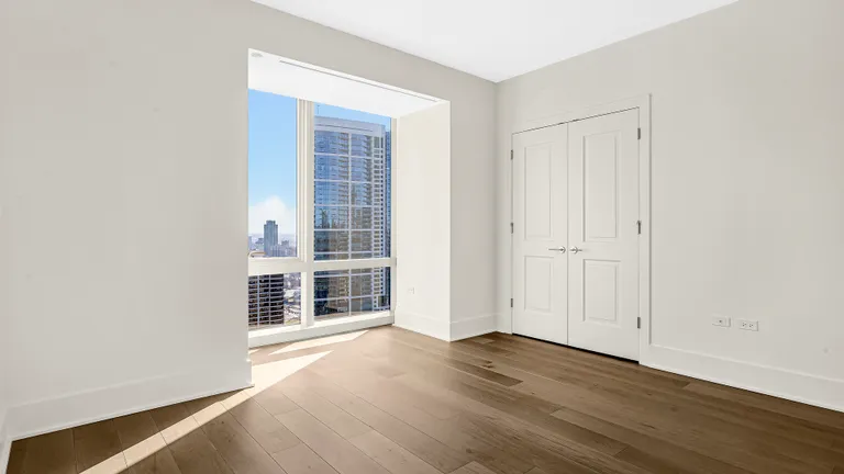 New York City Real Estate | View 363 E Wacker, 3709 | room 23 | View 24