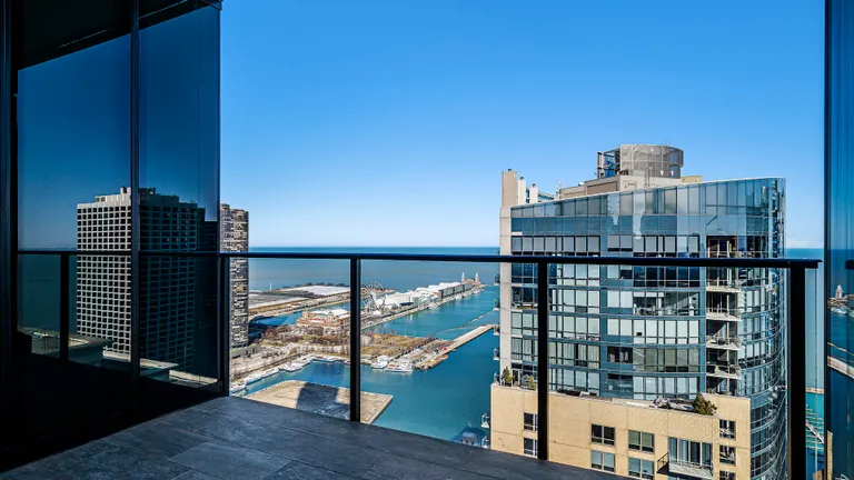 New York City Real Estate | View 363 E Wacker, 3709 | room 9 | View 10