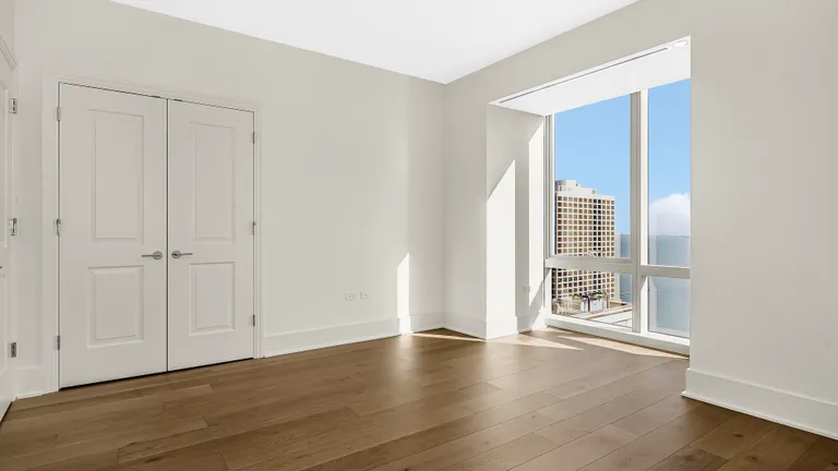 New York City Real Estate | View 363 E Wacker, 3709 | room 21 | View 22