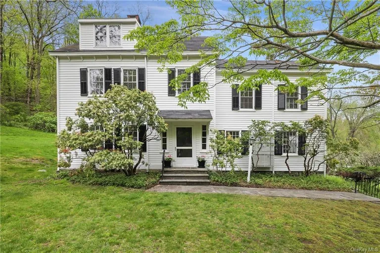 New York City Real Estate | View 472 Bedford Center Road | 4 Beds, 4 Baths | View 1