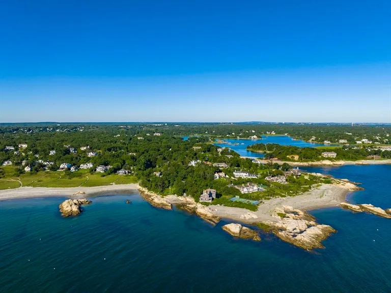 Boston, MA Real Estate | View 32 Lothrop Lane | room 6 | View 7