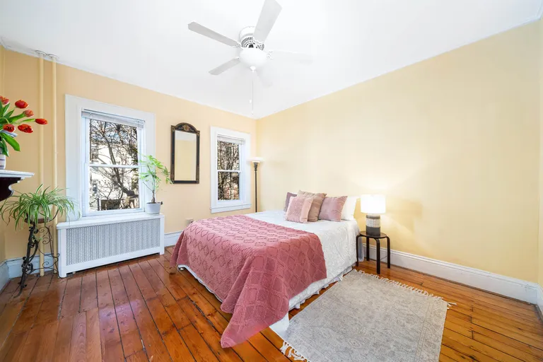New York City Real Estate | View 212.5 7th St | room 11 | View 12