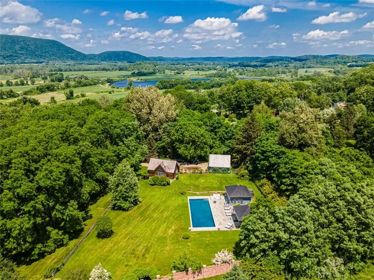 Hudson Valley Real Estate | View 28 Old Conklin Hill Road | room 2 | View 3