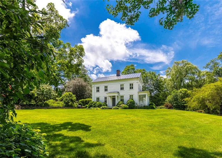 Hudson Valley Real Estate | View 28 Old Conklin Hill Road | 5 Beds, 4 Baths | View 1