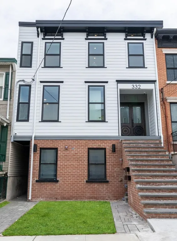 Jersey City/Hoboken Real Estate | View 332 Whiton St Unit# 3 | room 27 | View 28