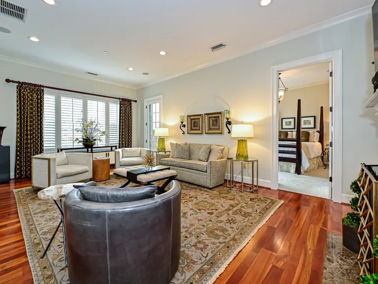 New York City Real Estate | View 283 Queens Road | room 17 | View 18