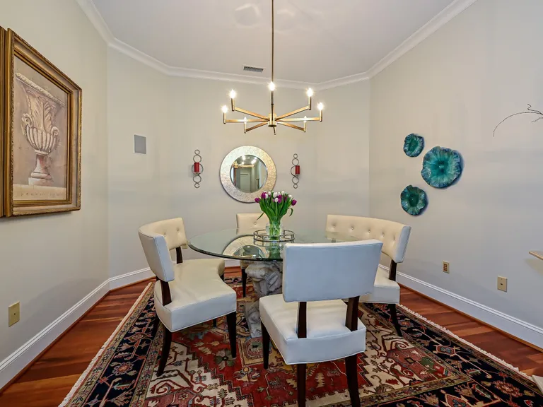 New York City Real Estate | View 283 Queens Road | room 5 | View 6