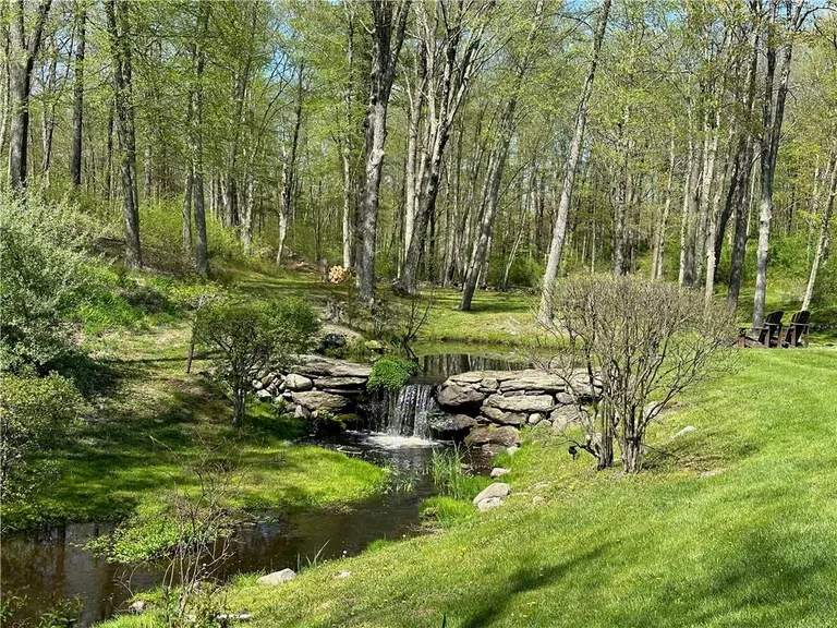 Hudson Valley Real Estate | View 259 Woodstock Road | room 30 | View 31